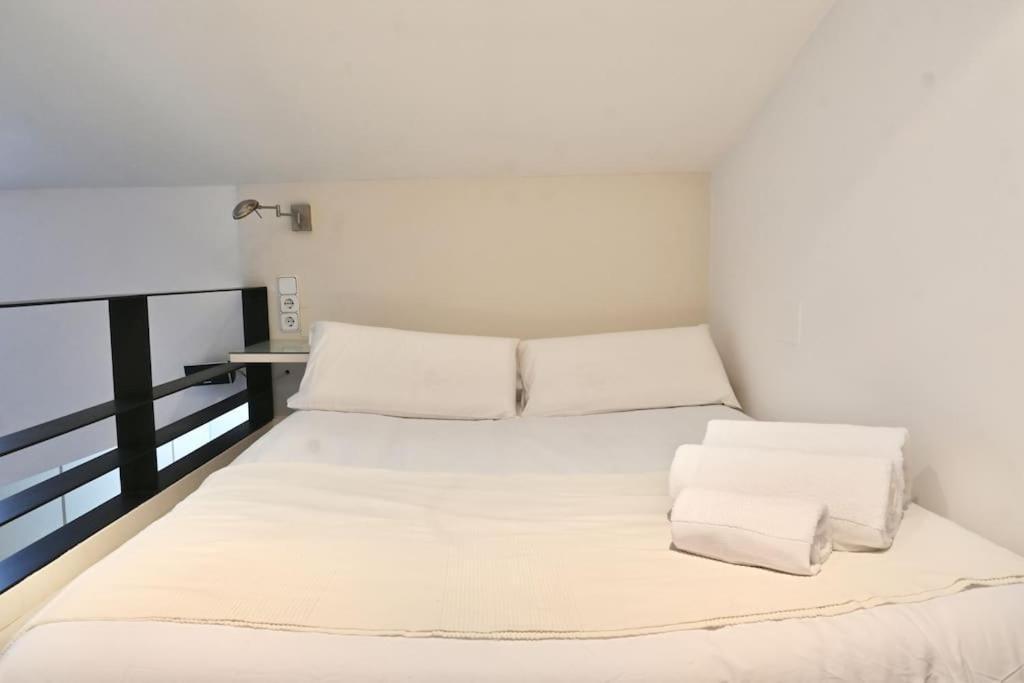For You Rentals Apartamento Temporal Con Encanto A Pocos Metros Del Sol Myr13 Madrid Esterno foto